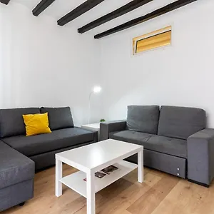 acogedor-apartamento-cerca-de-la-playa-y-el-teatro-romano.catalonia-hotels.com/